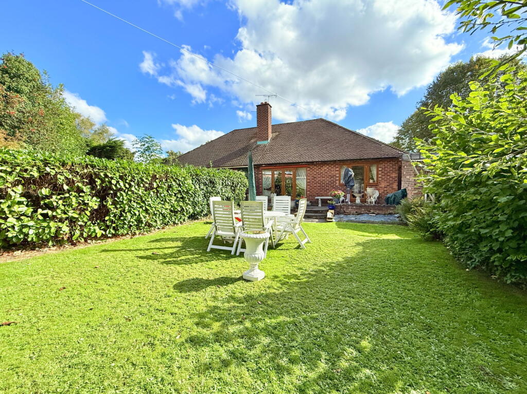 Additional image 16 of Dovedale Avenue, Shirley