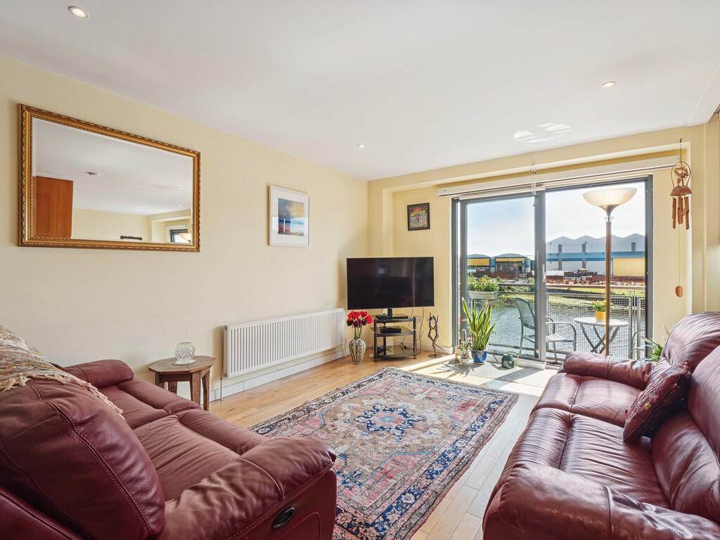2/1, 314 Meadowside Quay Walk, Glasgow Harbour, G11 6AY photo 2
