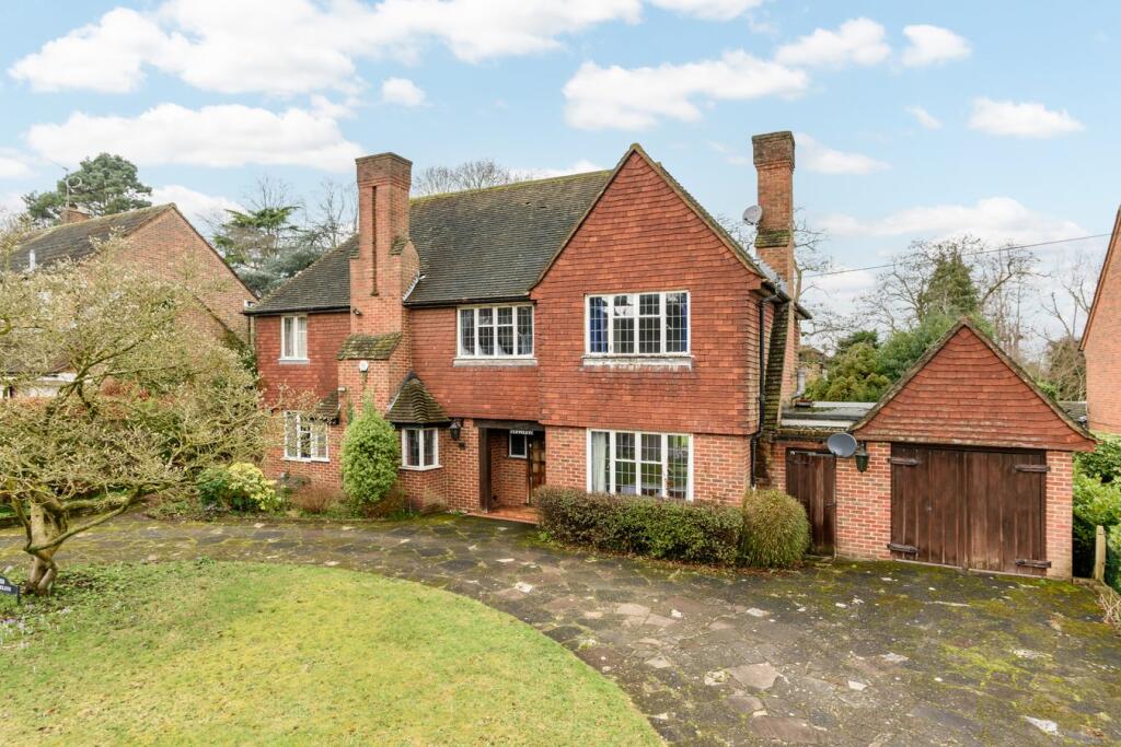 Main image of property: Park Close, Ashley Park, Walton-on-Thames, KT12