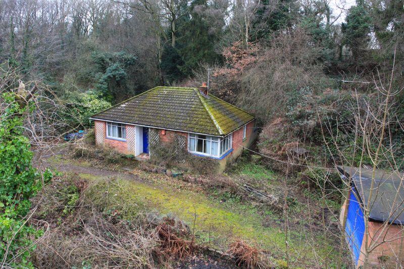 3-bed detached on Ironbridge Road, Jackfield, £250,000