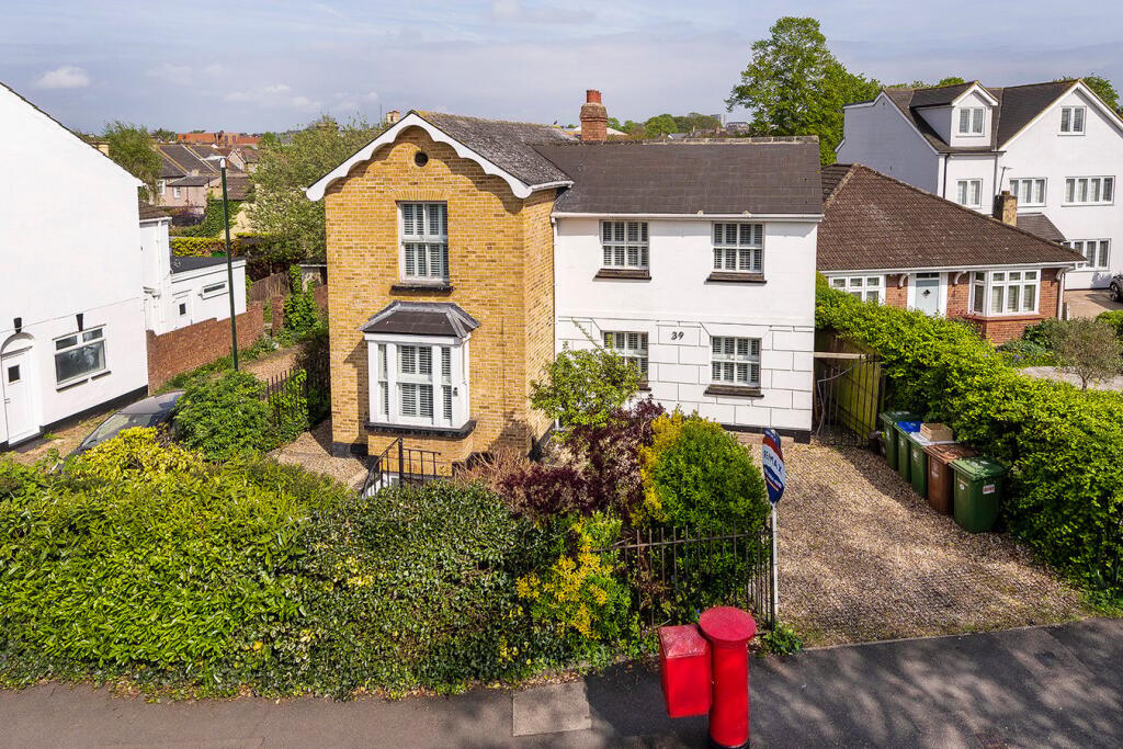 Main image of property: Upton Road, Bexleyheath, DA6