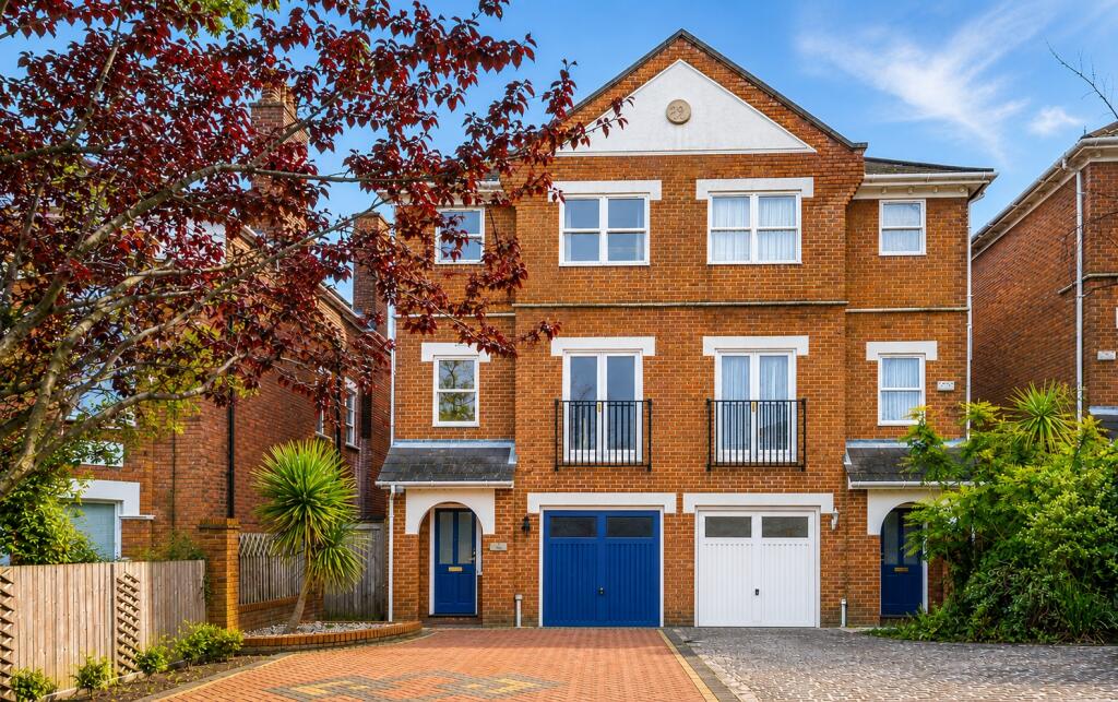 Main image of property: Hermitage Road, London, SE19