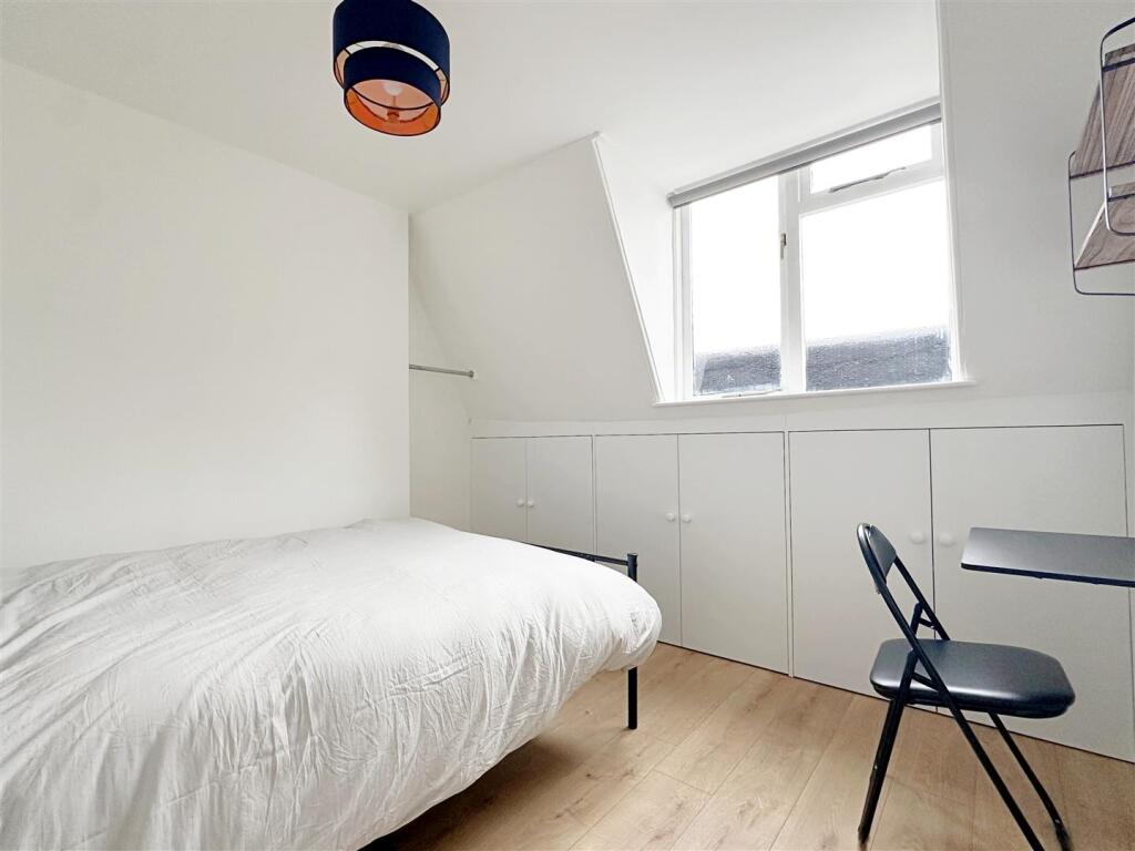 Main image of property: North Road - BILLS INC BEDROOM