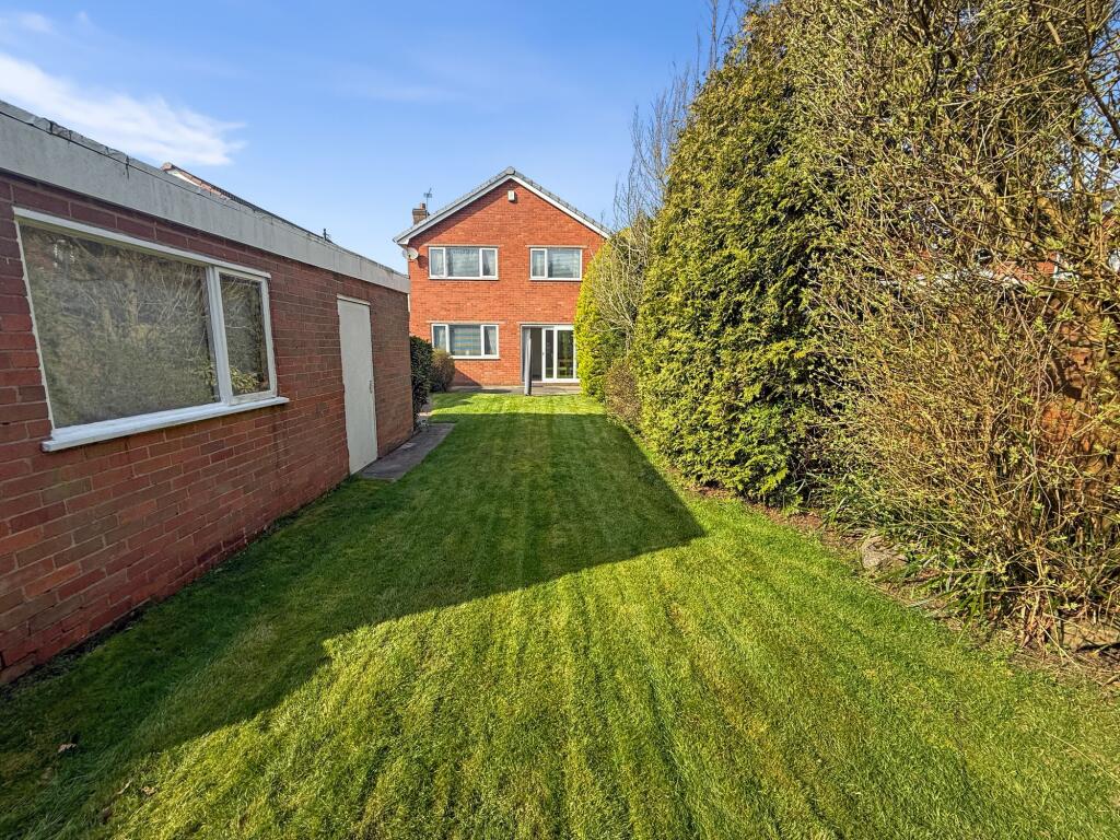 Calder Avenue, Fulwood, Preston, PR2 8HY photo 4
