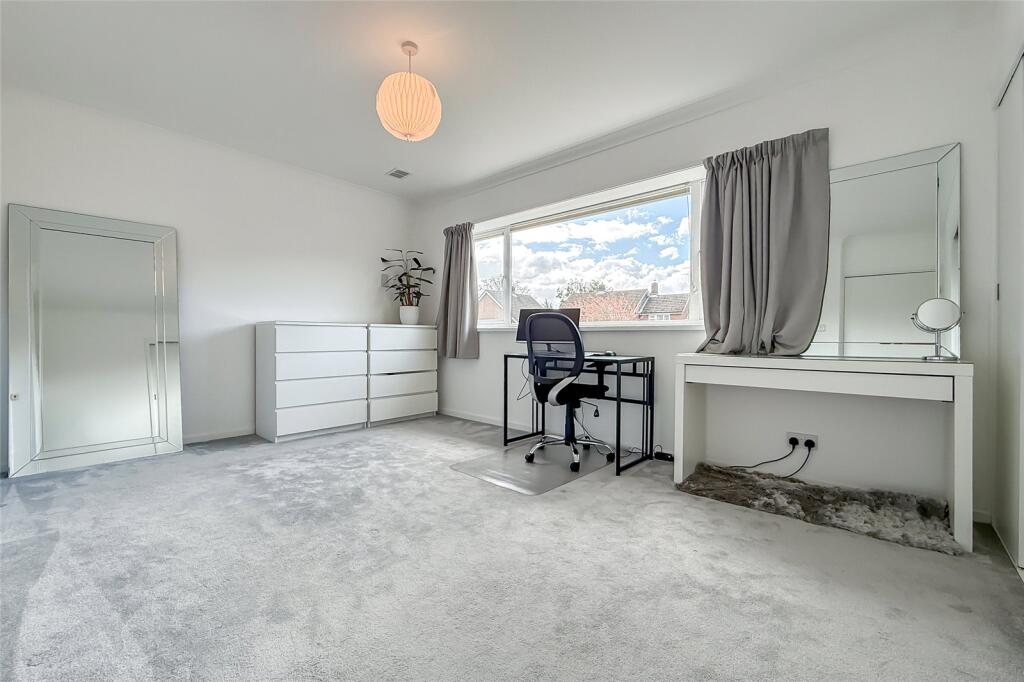 Additional image 10 of Tuffnells Way, Harpenden, Hertfordshire, AL5