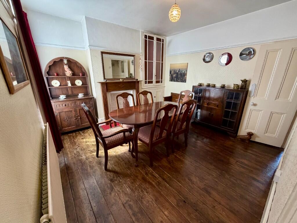 House in Gillingham, Twydall - View 5