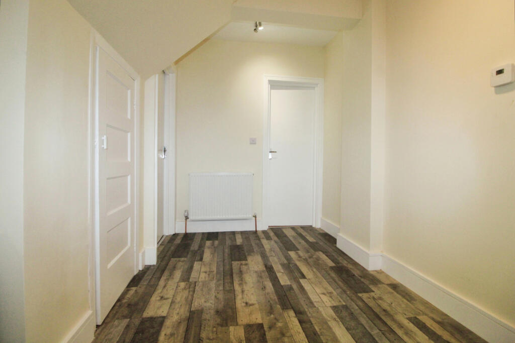 Apartment in Harrow - View 4