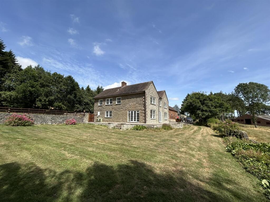 Property photo 8