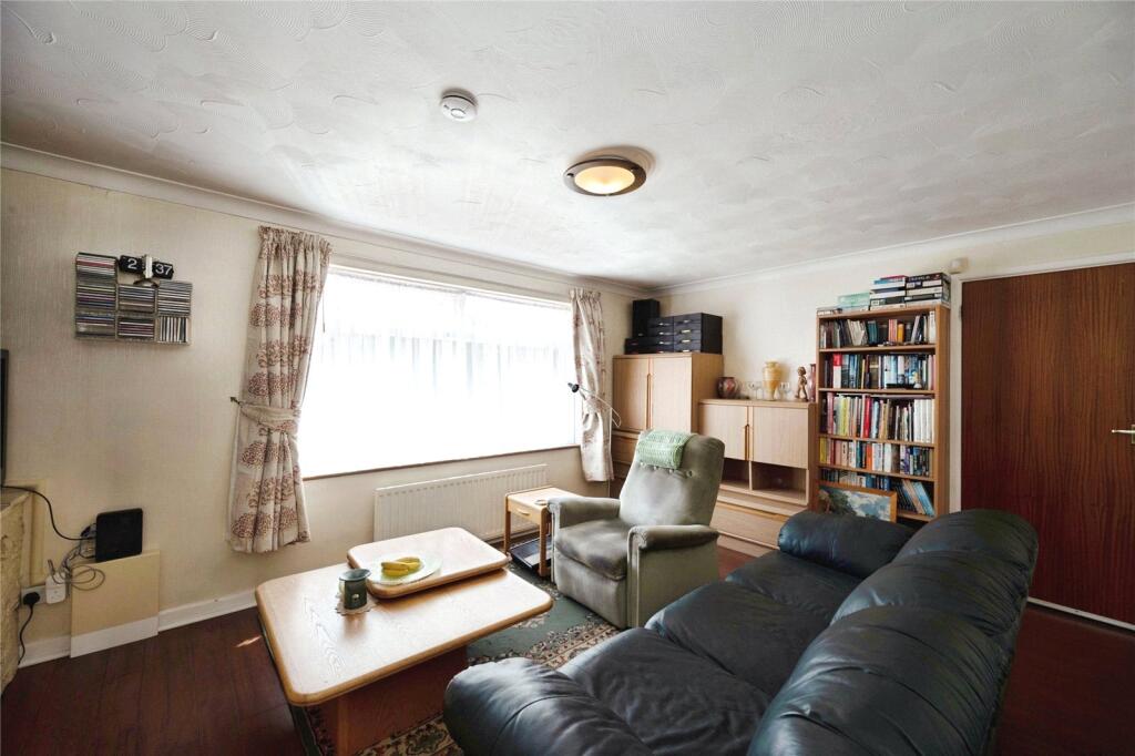 House in Portsmouth - View 5