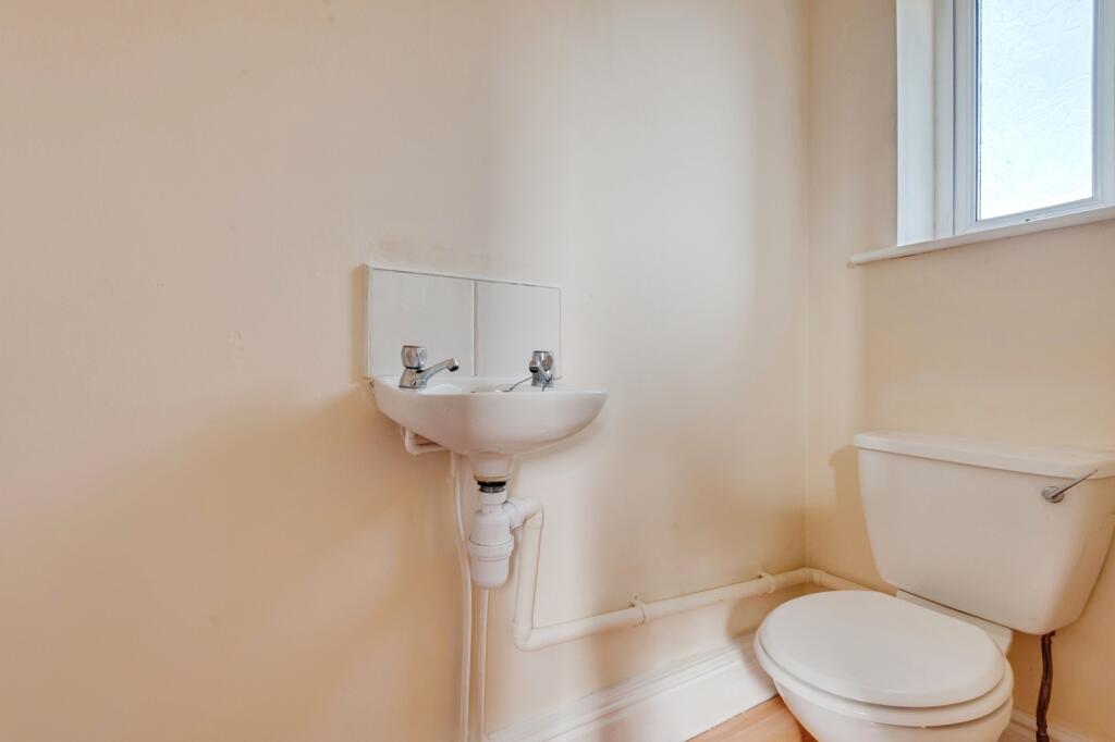 House in St Helens, Liverpool City Region - View 4