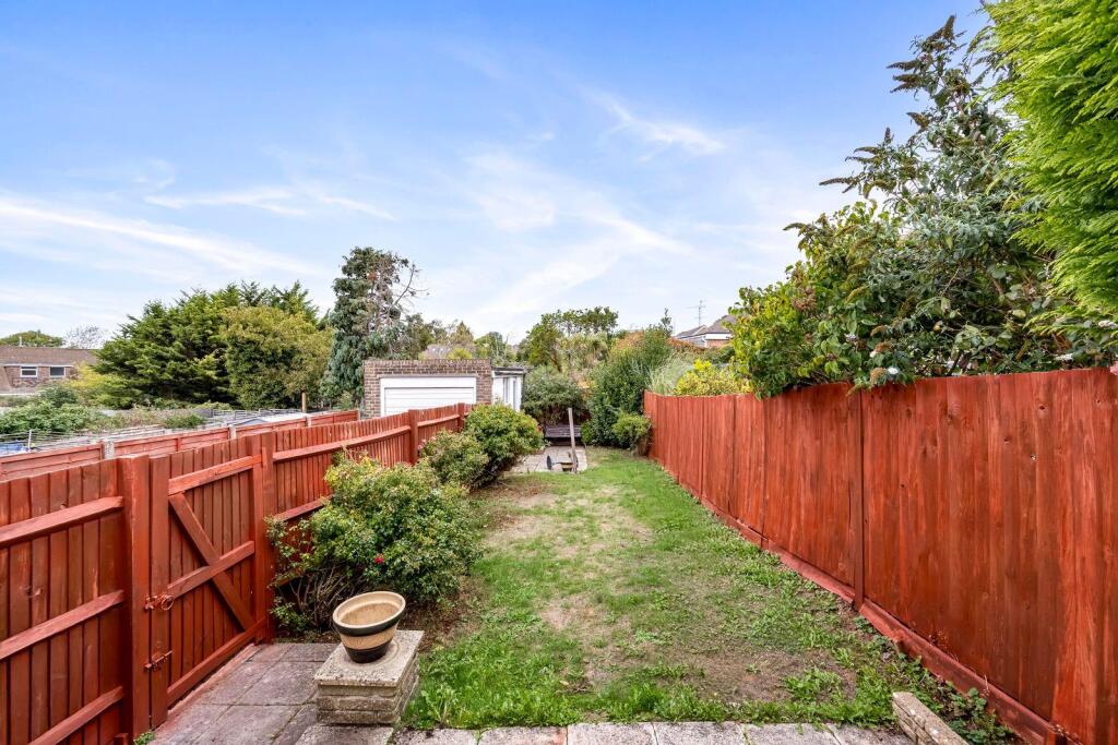 Northease Drive, Hove photo 4
