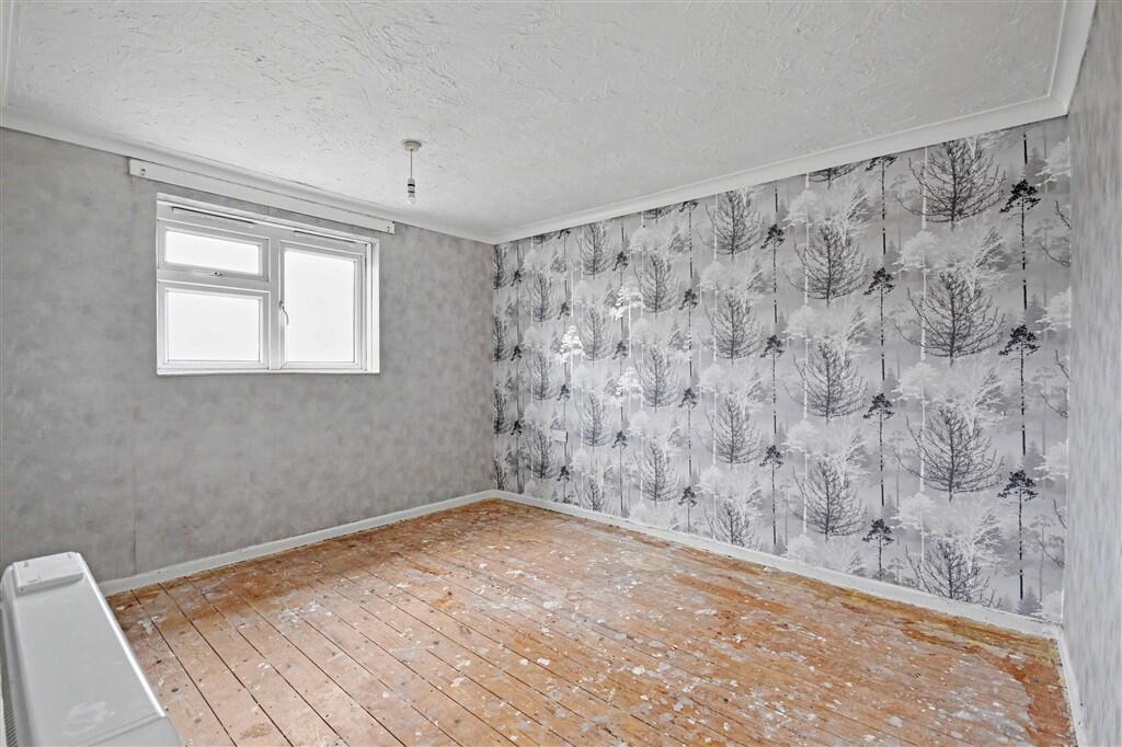 Apartment in Taunton - View 4