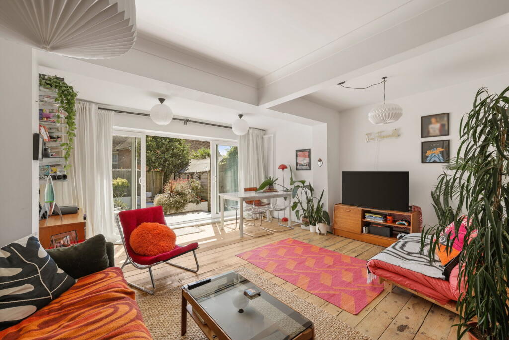 Main image of property: Beche Road, Colchester, CO2 7LS