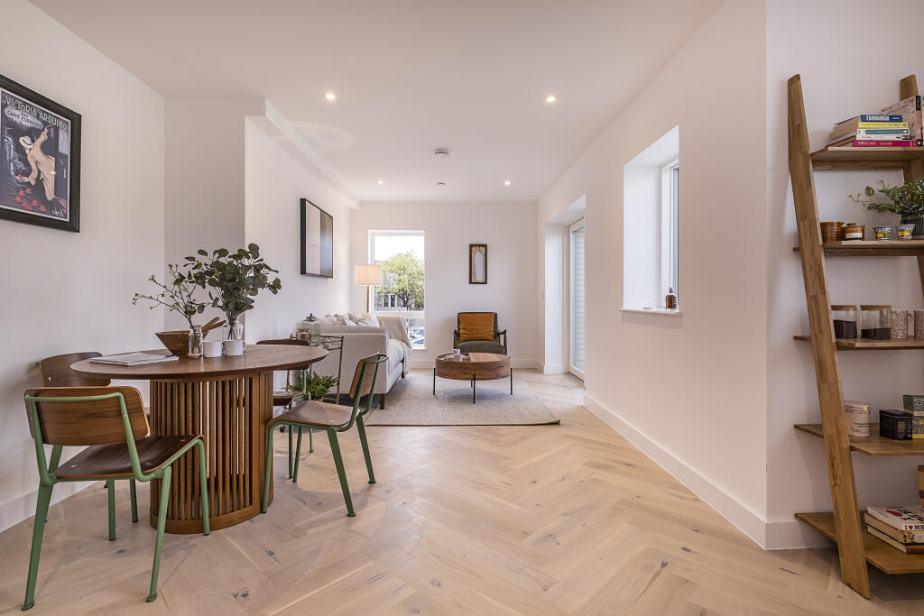 Main image of property: Northcote Road, London, SW11