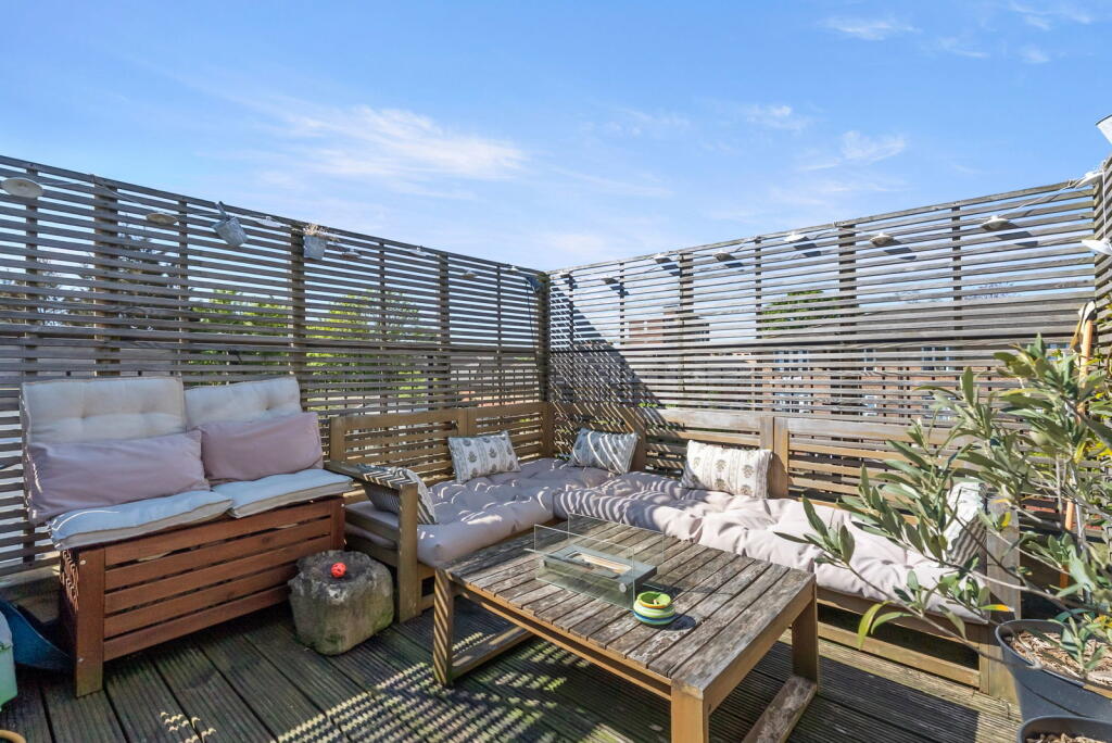 Main image of property: Cathnor Road, London, W12