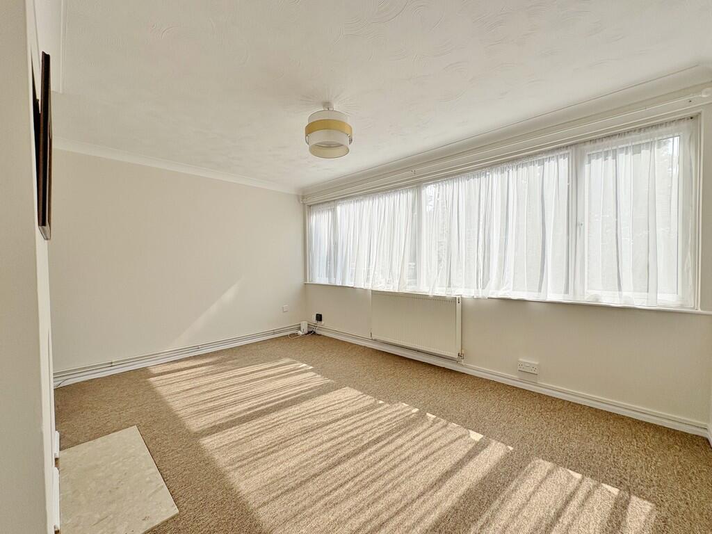 House in Portsmouth - View 3
