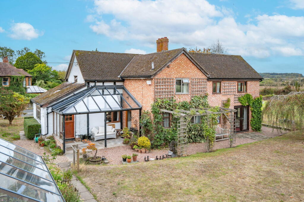 House in Malvern Hills, Pendock - View 3