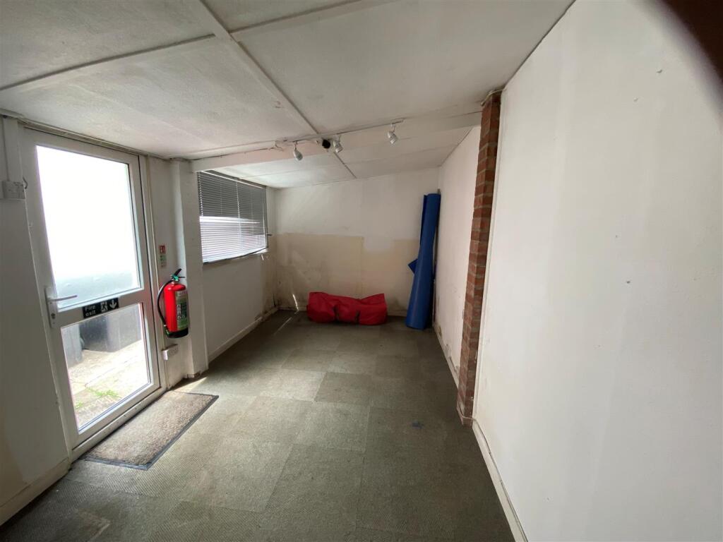 Internal 3.jpg