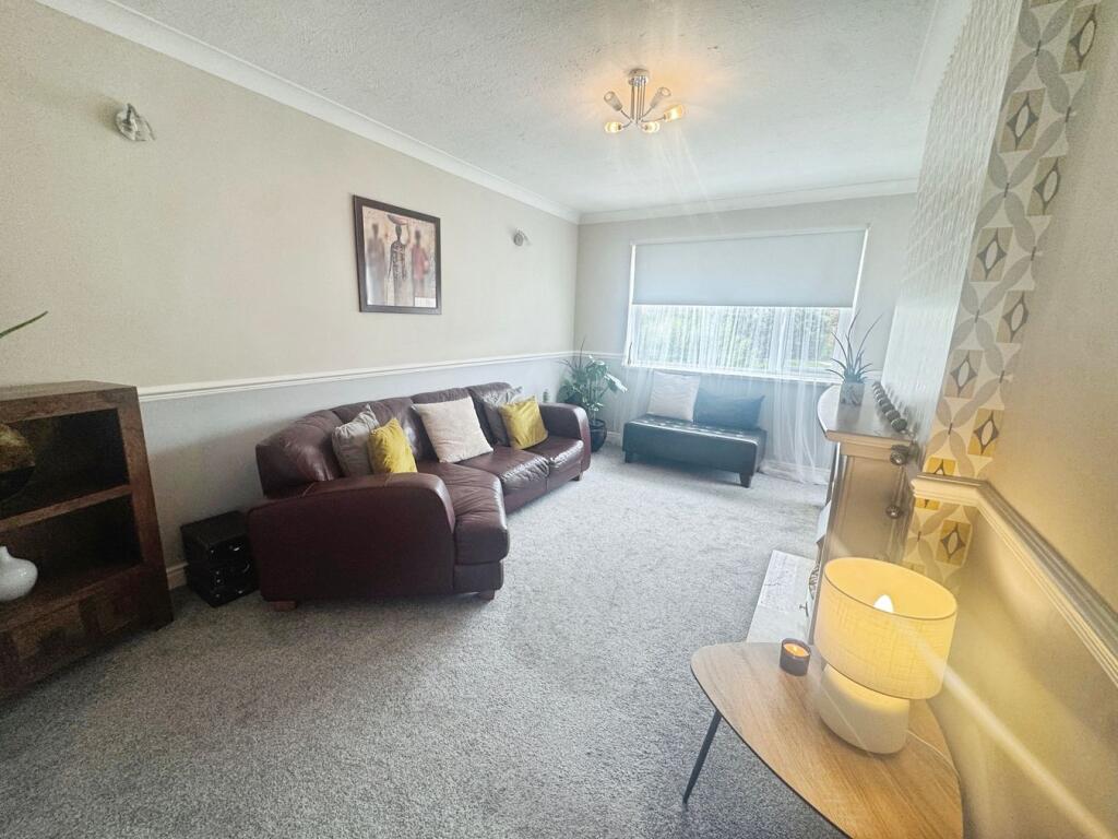 Apartment in Birmingham, West Midlands - View 5
