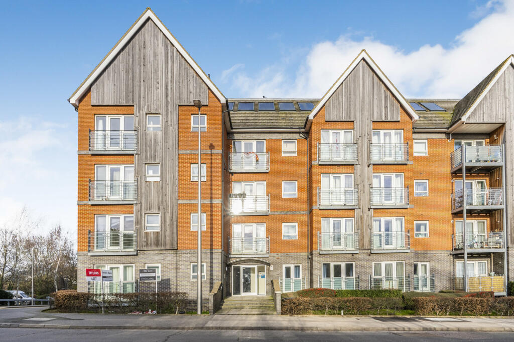 Main image of property: Watling Street, Bletchley, Milton Keynes, MK2