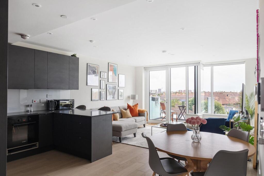 Main image of property: Taper Building, Long Lane, SE1