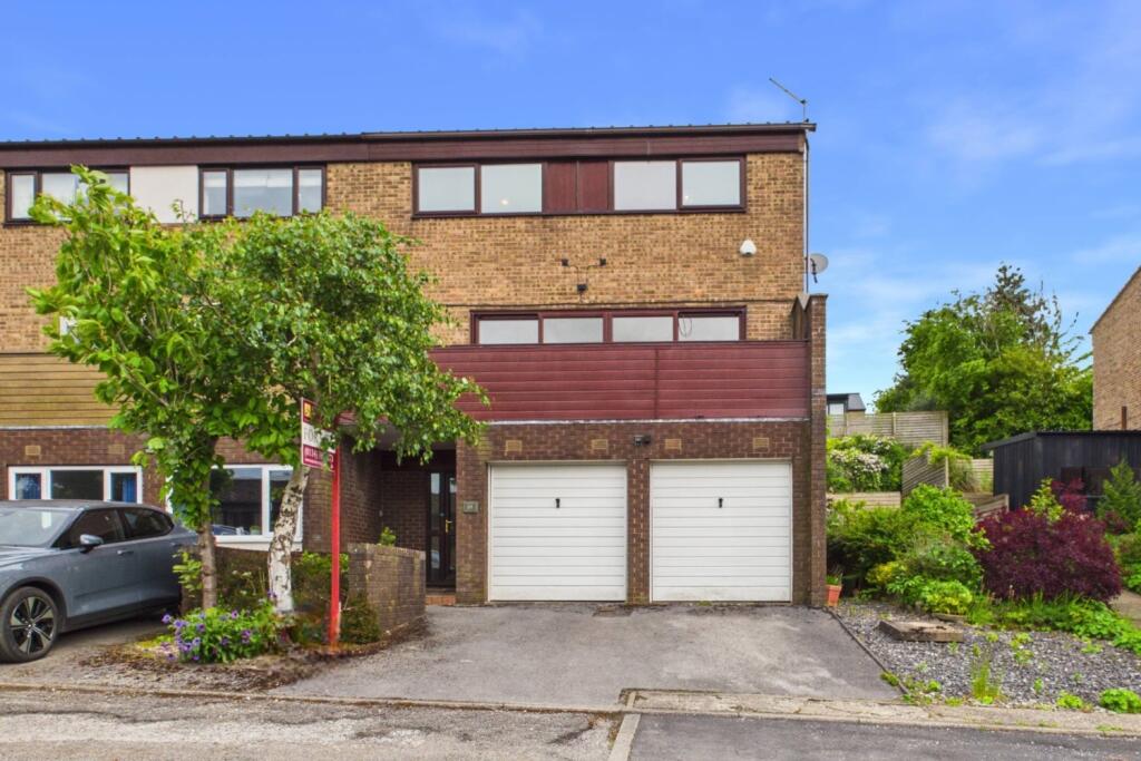 House in Sheffield, Totley Rise, Bradway