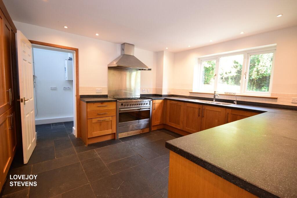House in Reading - View 3