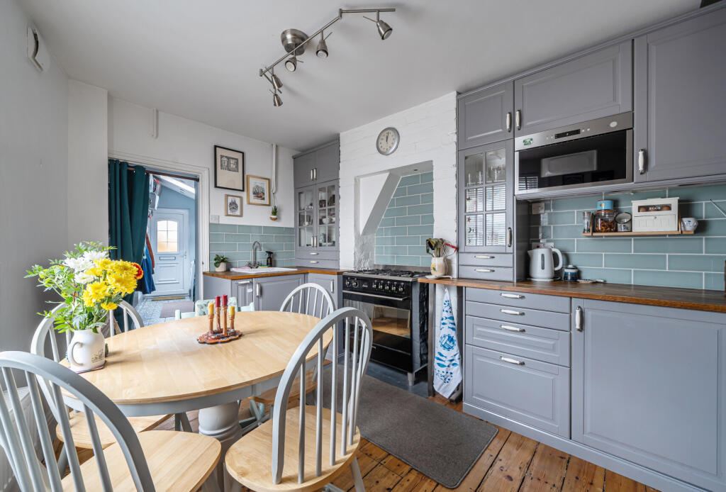 Main image of property: Gloucester Road, Stonehouse, Gloucestershire, GL10