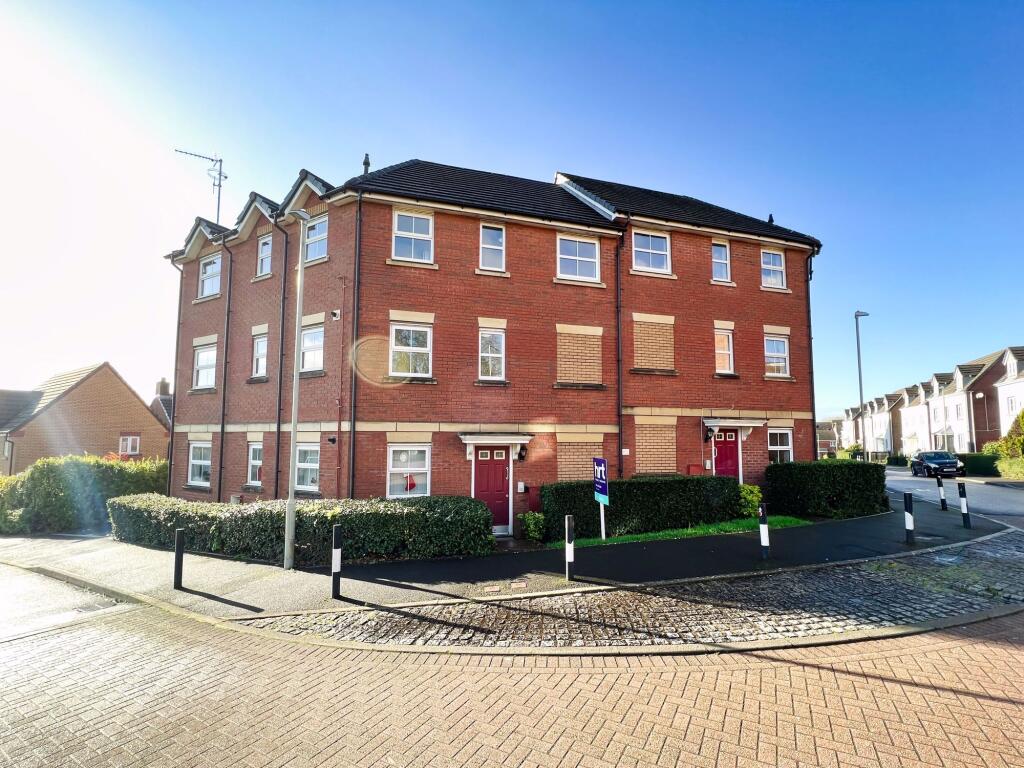 Longacres, Bridgend, CF31