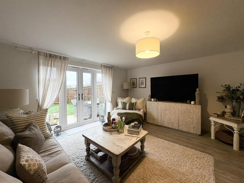 Bonnet Lane, Burgess Hill photo 4