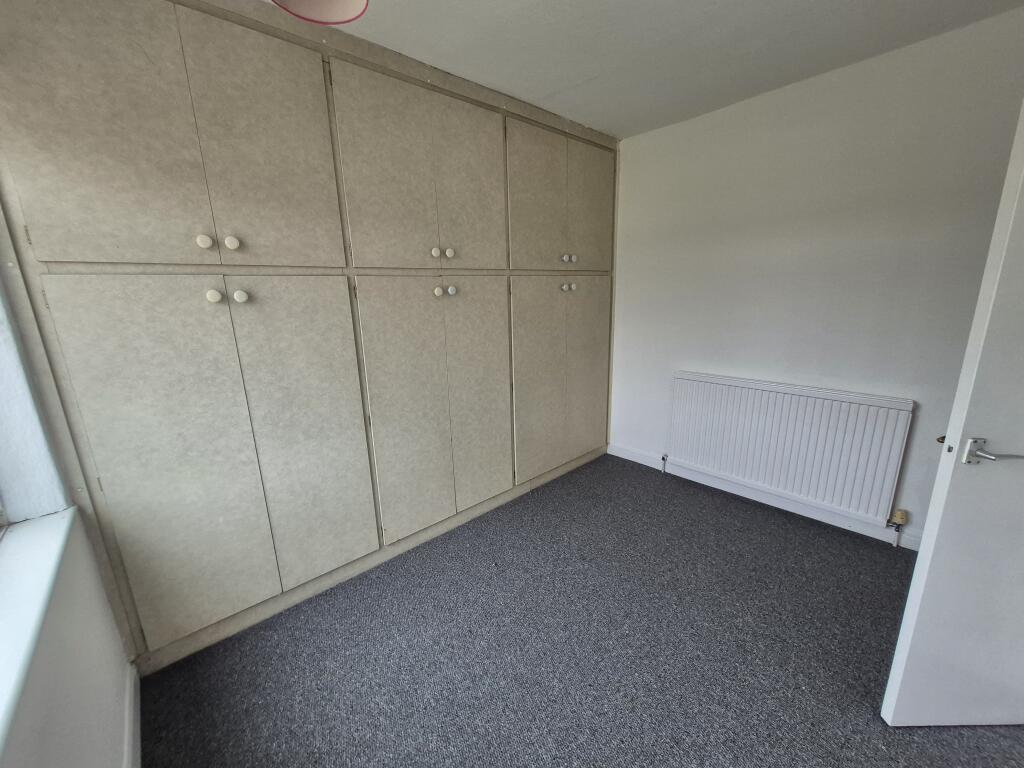 House in Hull - View 5