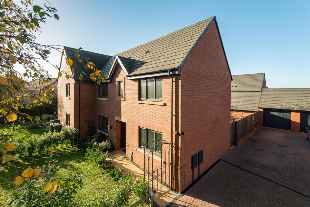 Main image of property: Greenford Drive, Priorslee, Telford