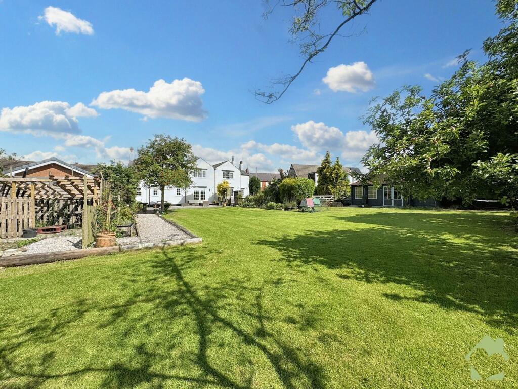 Beech House, Garstang Road, Preston photo 3