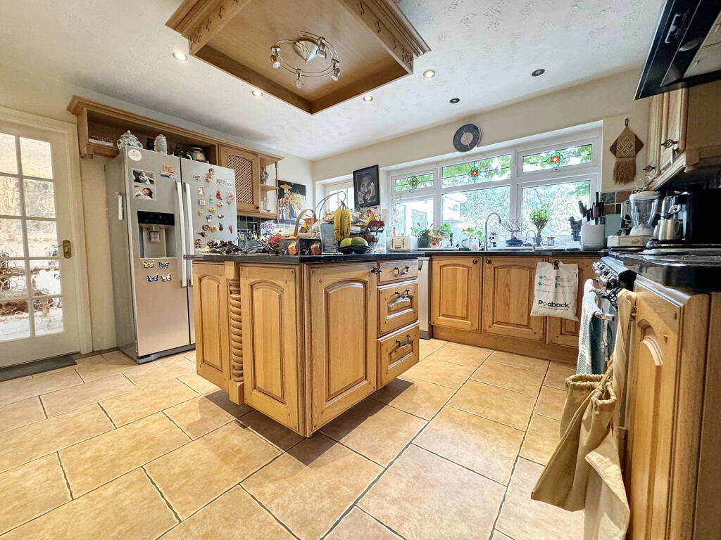 House in Llandudno, St. Asaph - View 4
