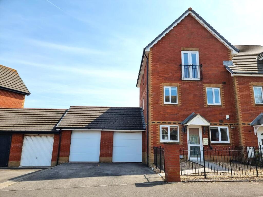 Main image of property: 22 Clos Yr Wylan, Barry Island, CF62 5DB