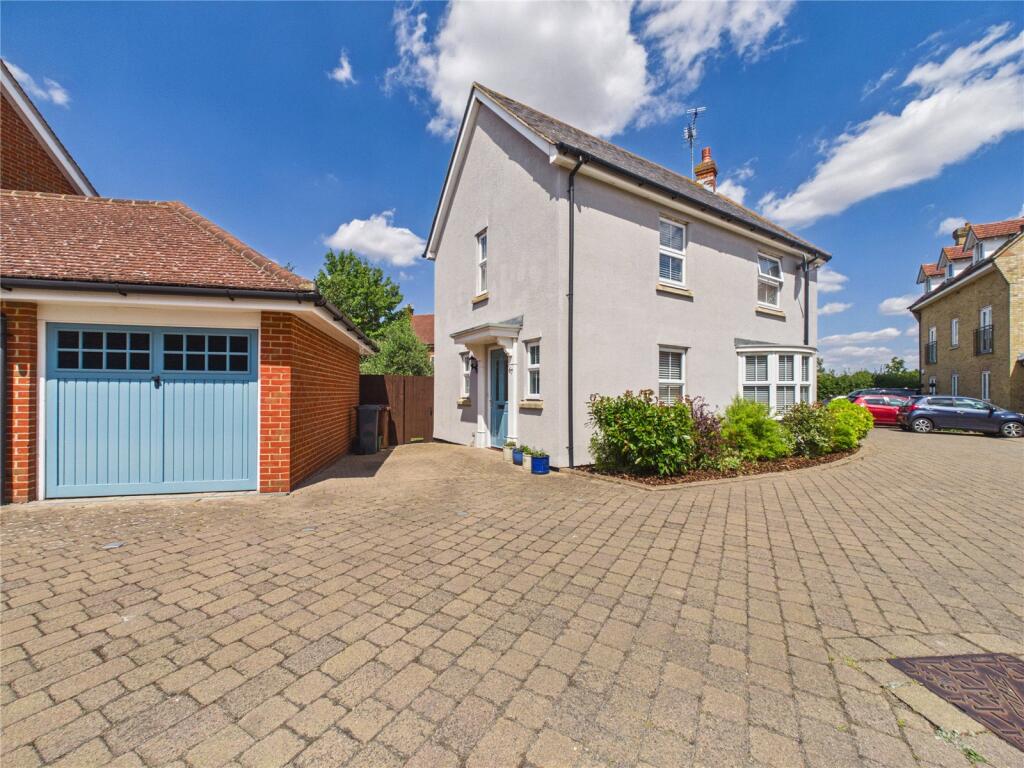 Main image of property: Eglinton Drive, Chelmer Village, Chelmsford, Essex, CM2