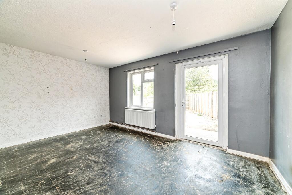 House in Basingstoke and Deane, Basingstoke - View 4