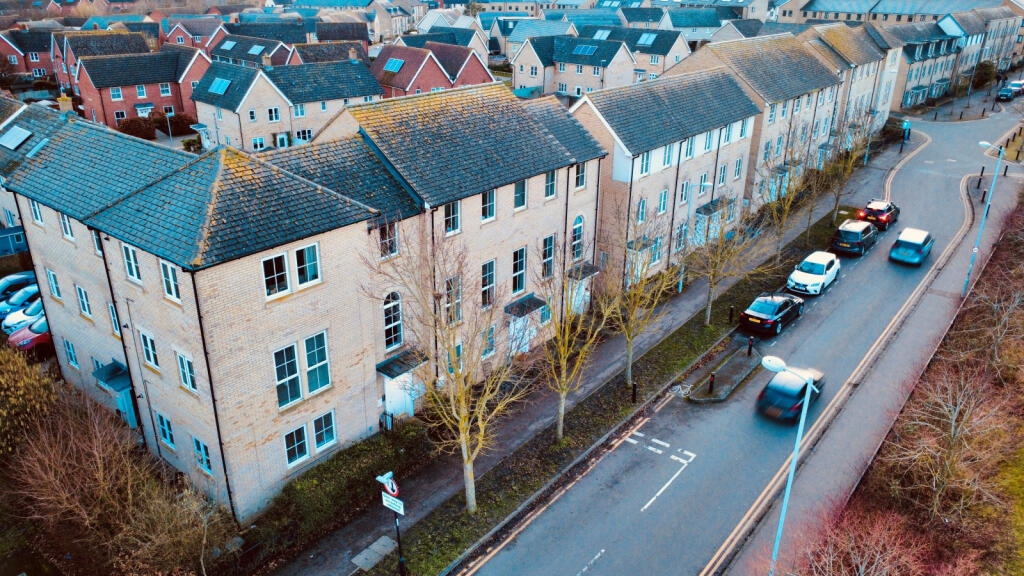 Great High Ground, Loves Farm, St. Neots, PE19 6GP photo 2