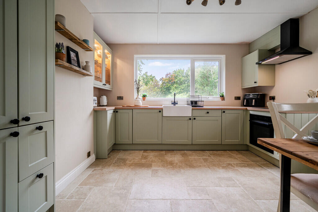 House in Exeter - View 4