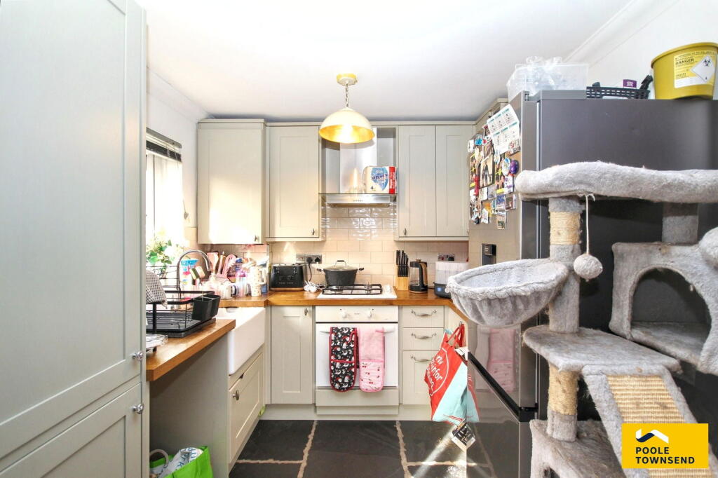 23, Hawthorn Gardens photo 4