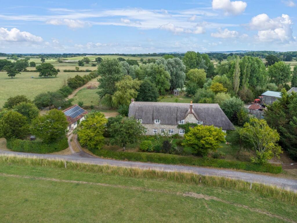 4-bed detached on Boys Hill, Sherborne, £1,250,000