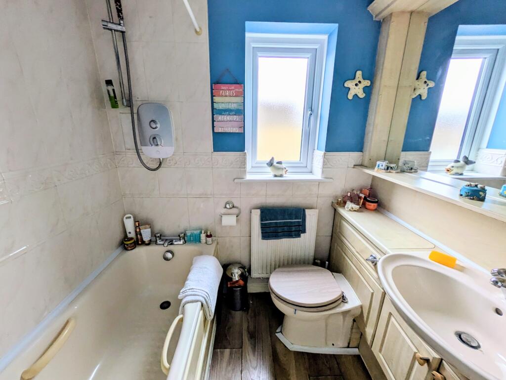 Additional image 13 of Bunting Drive, Bradford, BD6