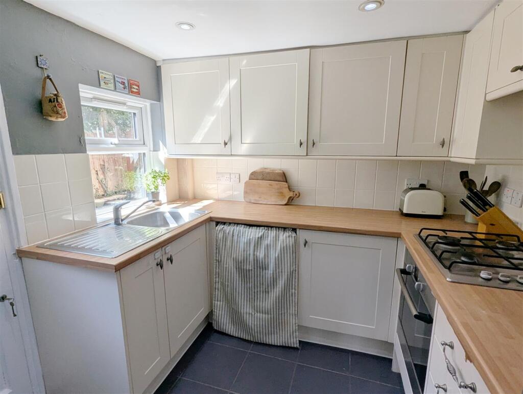 House in Newbury, East Fields, Speenhamland - View 3