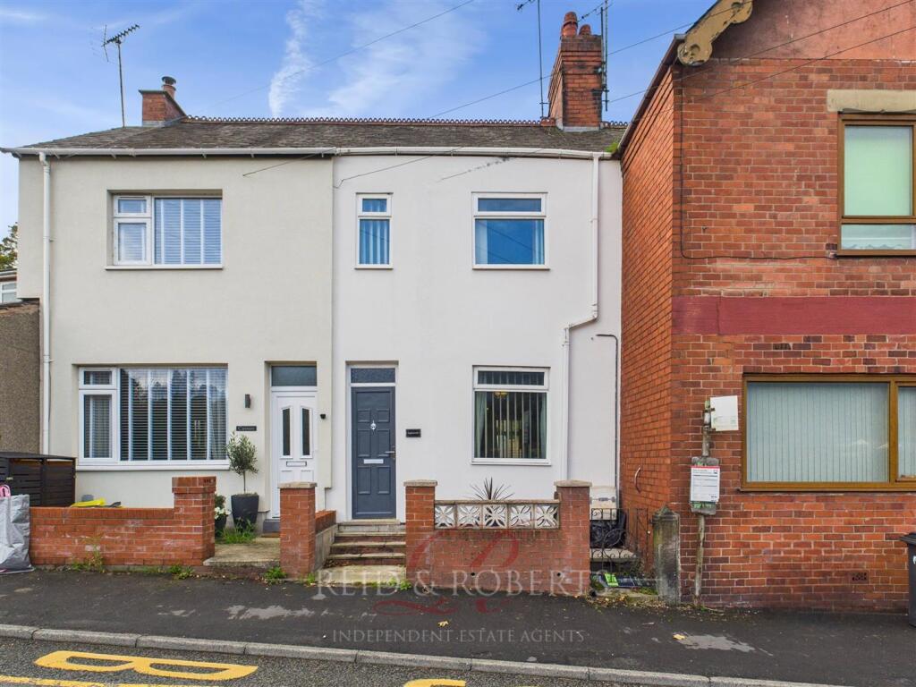 House in Wrexham, Hope