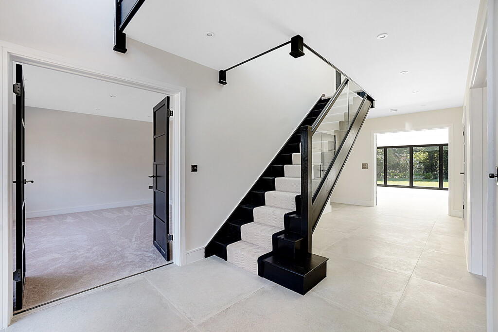 House in Gillingham, Medway - More