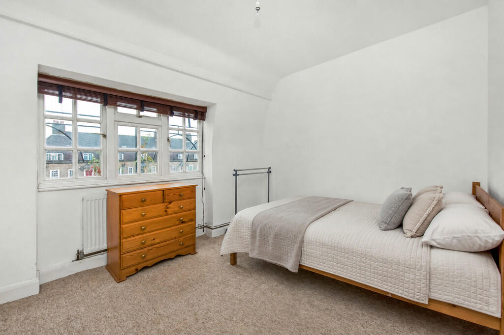 Apartment in London - More