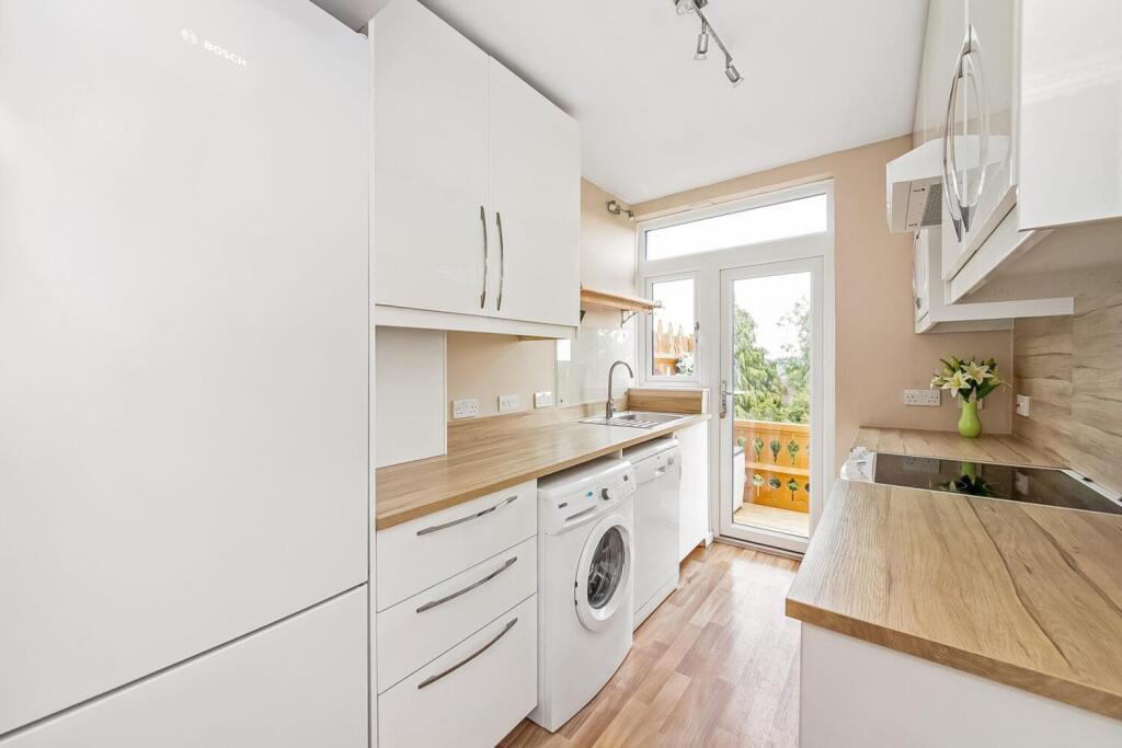 House in London - View 4