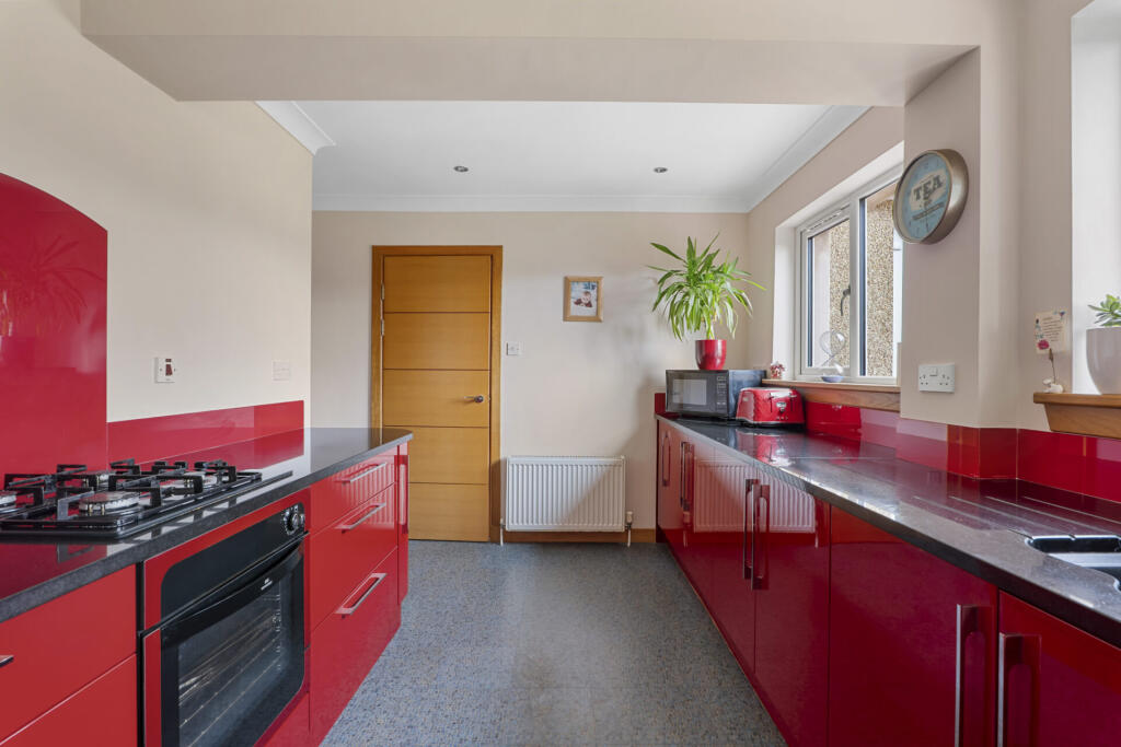 49 Largie Road, Muirend, G43 2RD photo 4