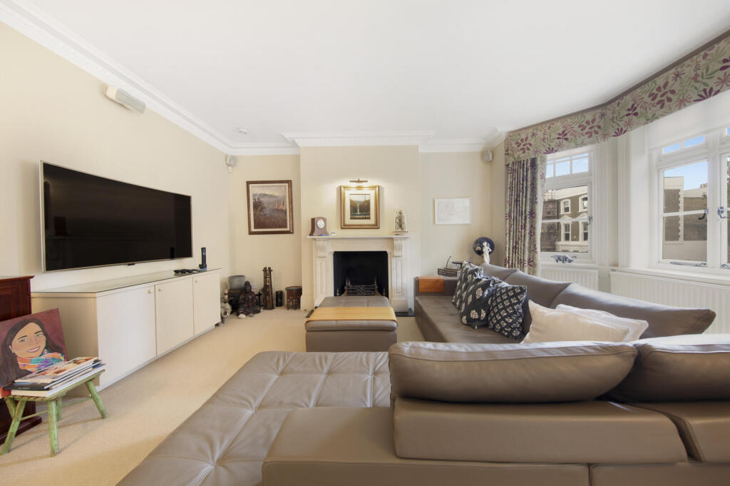 Apartment in London - View 4