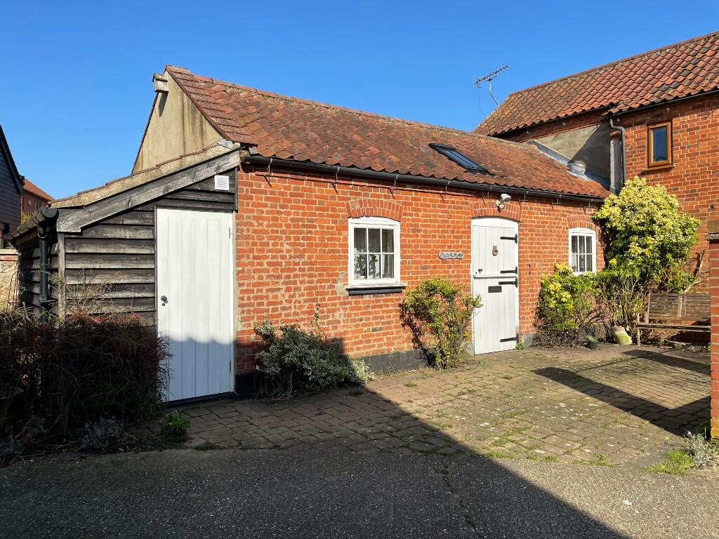 Main image of property: NR20